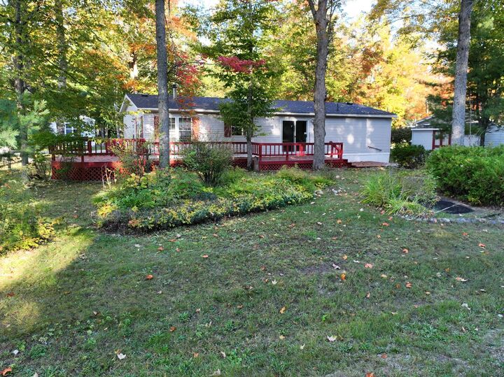 Property Photo: 7 S Alpine Court MI 49735