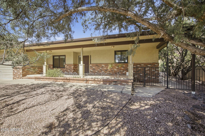 Property Photo:  180 Arrowhead Drive  AZ 86351 