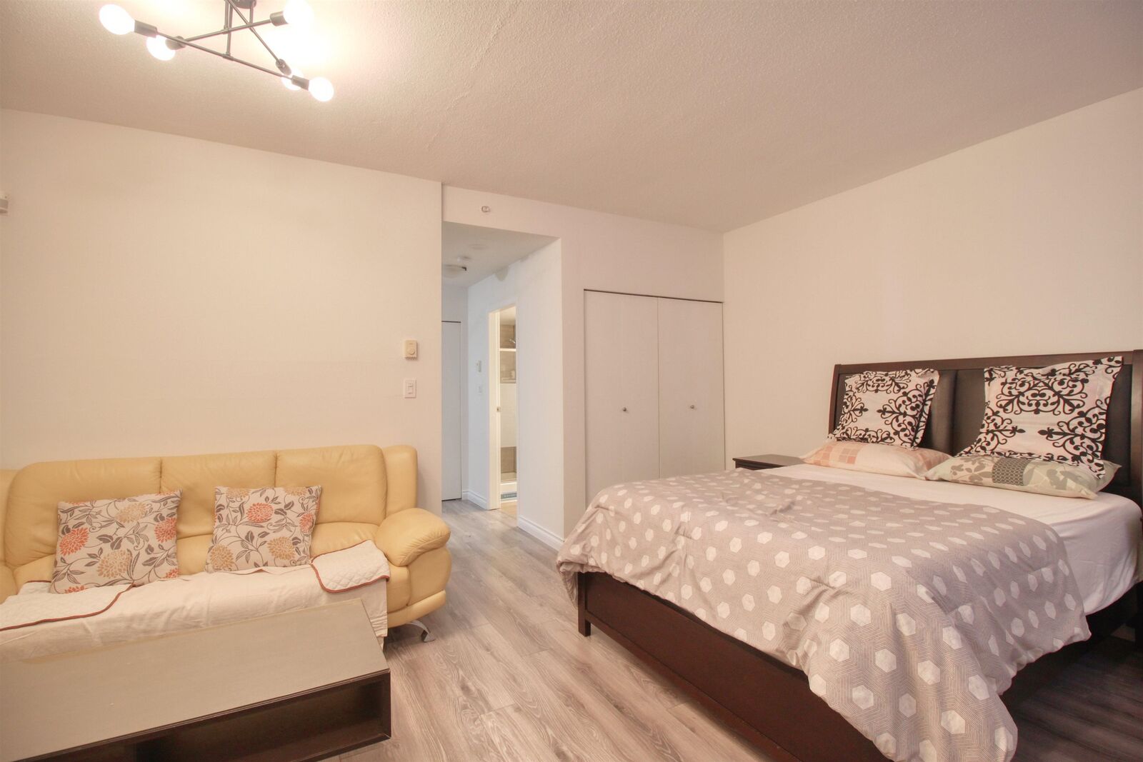 Property Photo:  8288 Saba Road  BC V6Y 4C8 