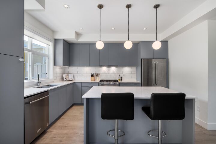 Property Photo:  16561 17A Avenue 28  BC V3Z 1J3 