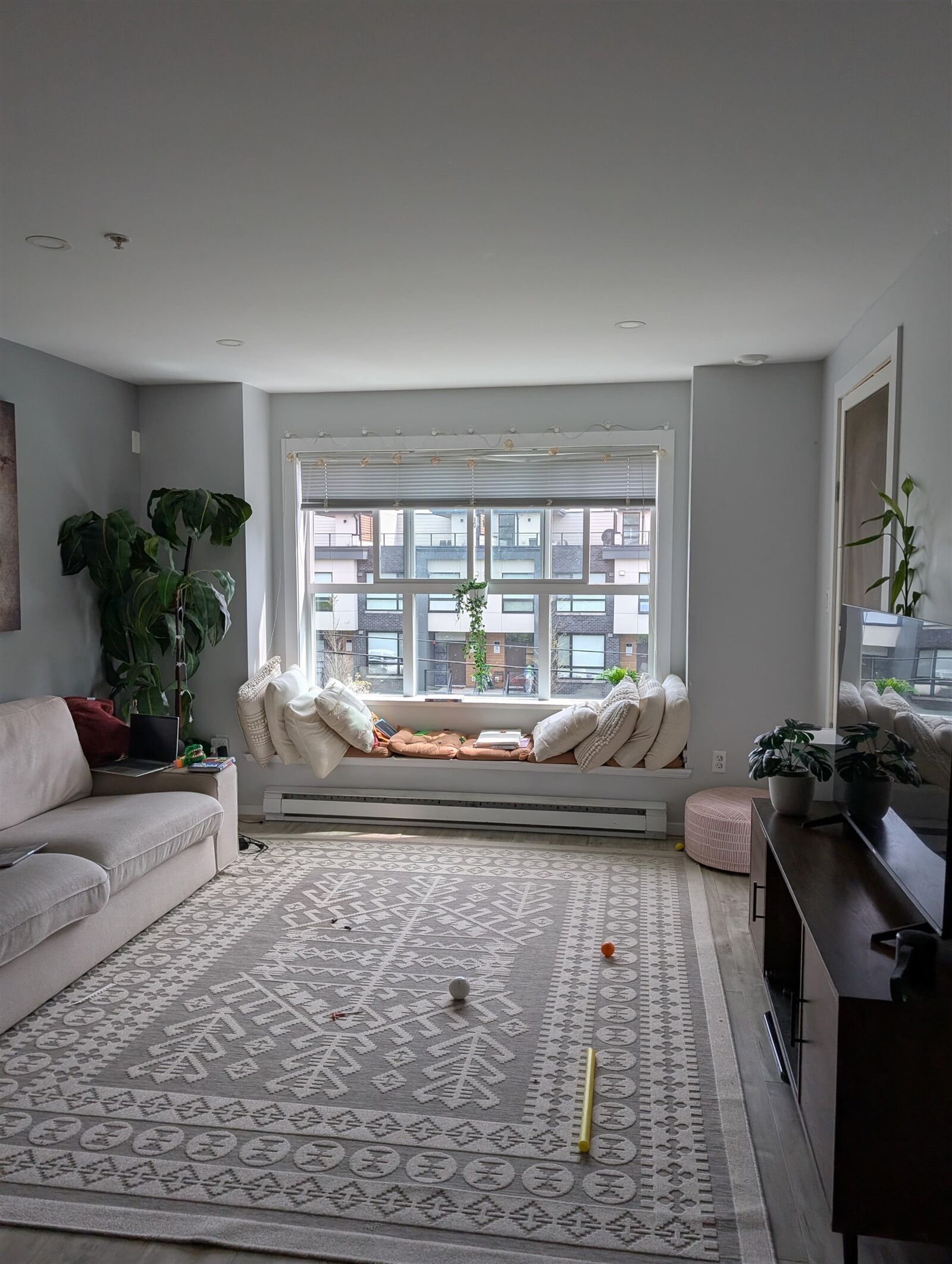 Property Photo:  5889 Irmin Street 309  BC V5J 0C1 