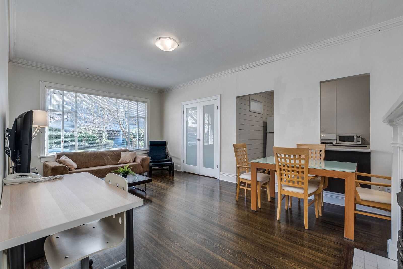 Property Photo:  935 Jervis Street 17  BC V6E 2B5 