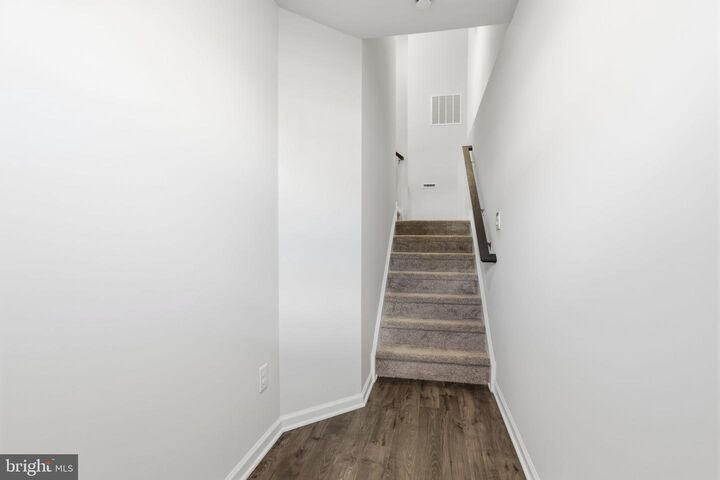 Property Photo: 1086 Meadowlark Drive PA 18051