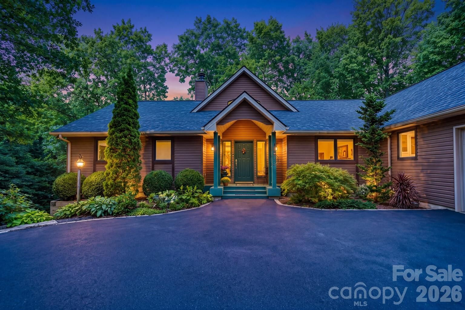 Property Photo:  200 Timberlane Circle 46-R  NC 28768 