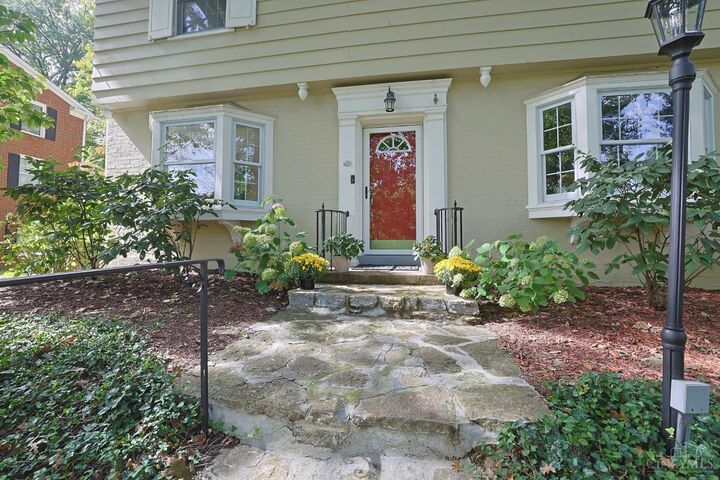 Property Photo:  14 Sylvan Lane  OH 45215 