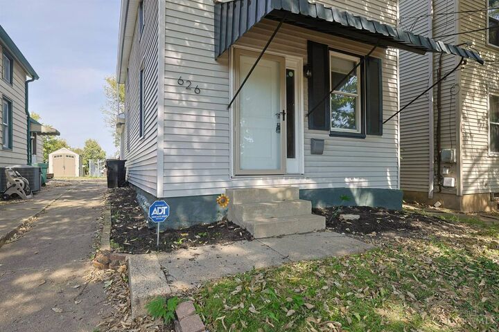 Property Photo:  626 E Ross Avenue  OH 45217 