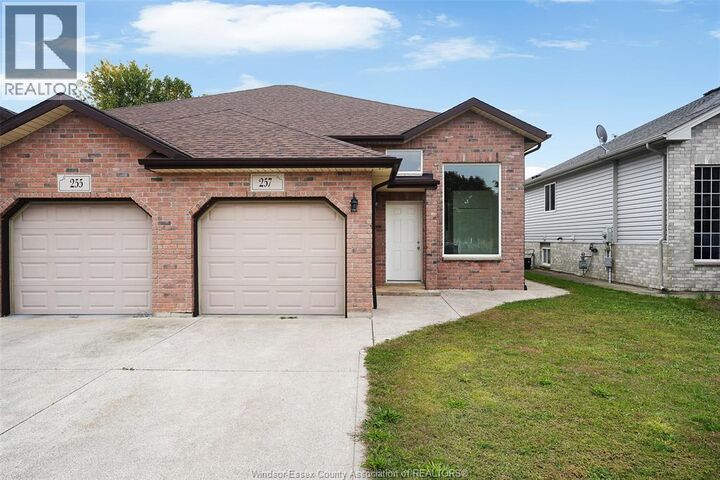 Property Photo:  257 Dieppe Crescent  ON N9Y 4E8 