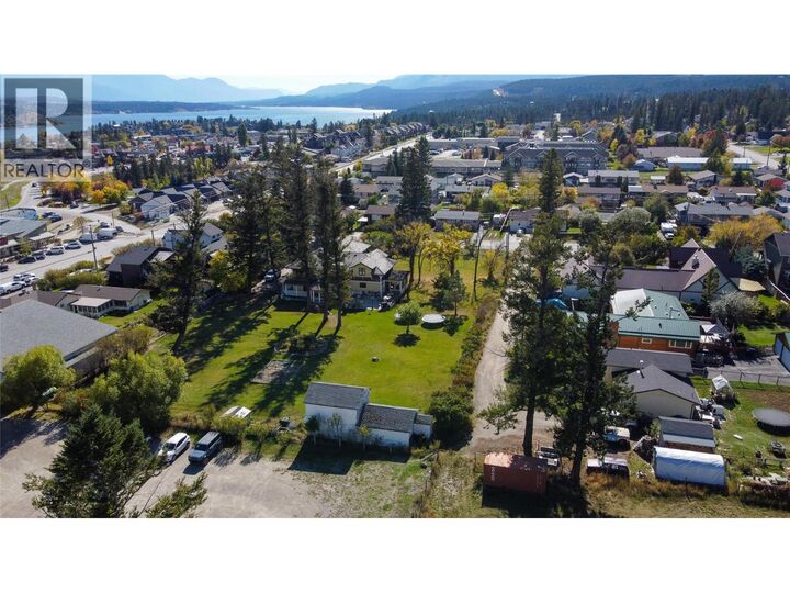 Property Photo: 1018 5th Street BC V0A 1K0