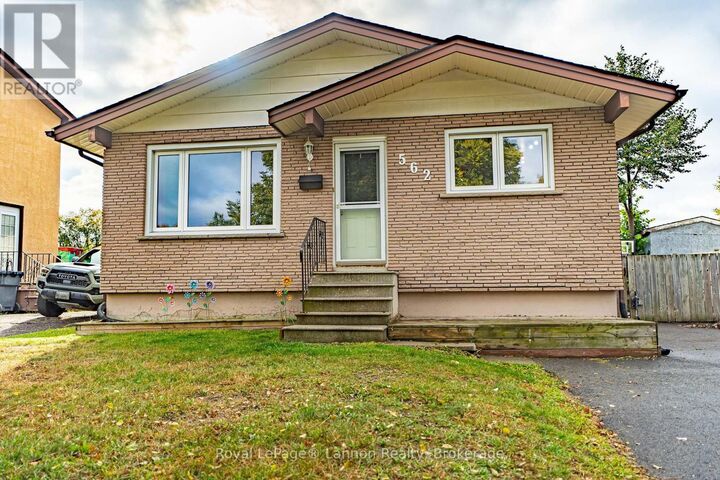 Property Photo: 562 Simon Fraser Drive ON P7C 5B4