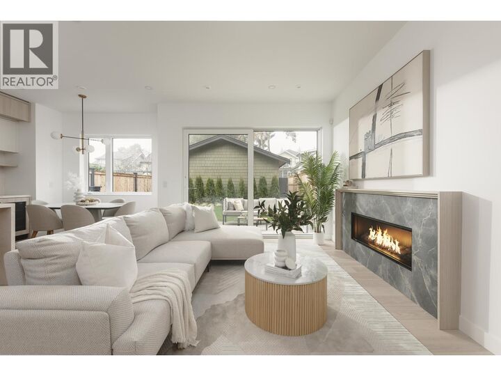 Property Photo: 2755 West 11th Avenue 2 BC V6K 2L8