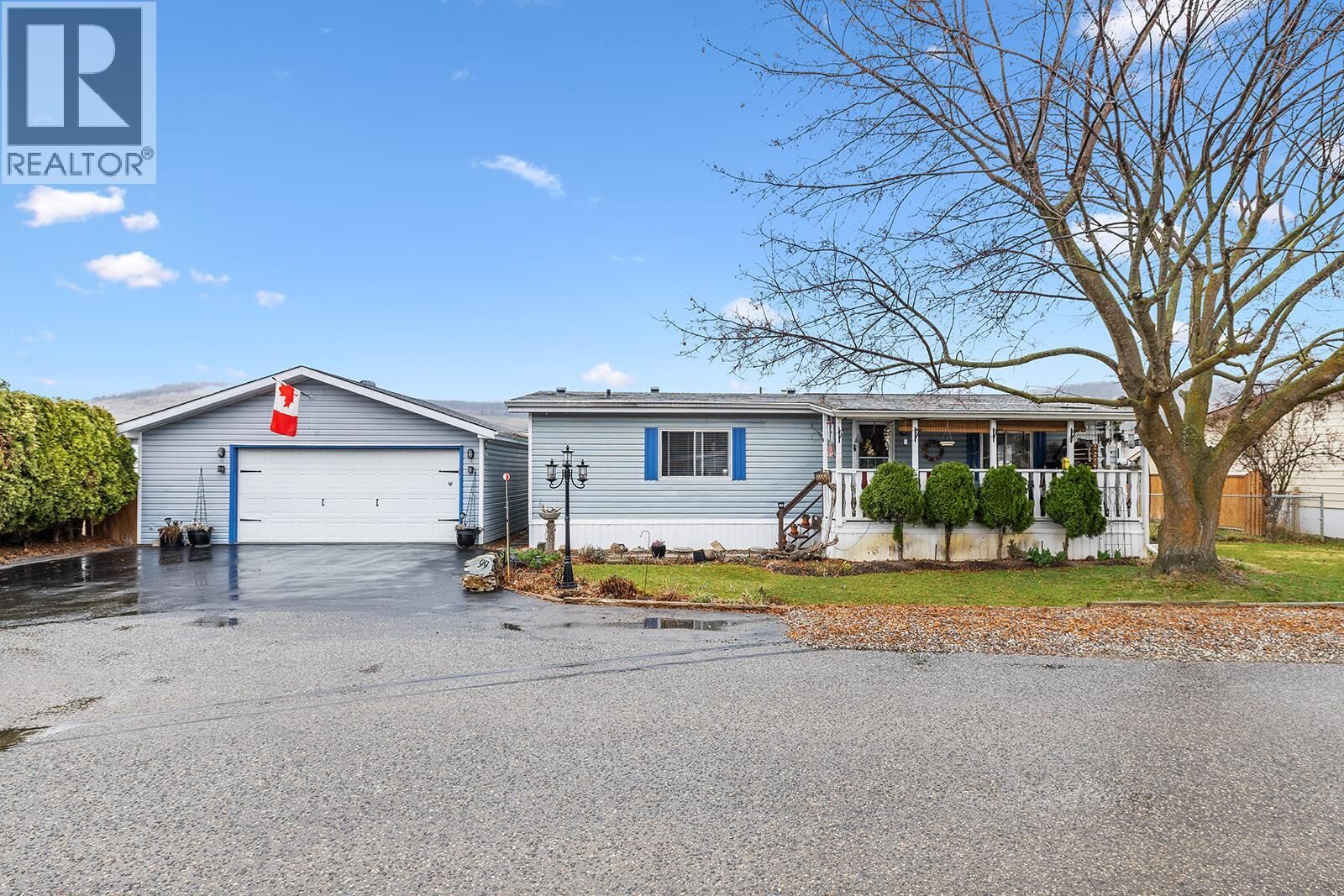 Property Photo:  720 Commonwealth Road 99  BC V4V 1R7 
