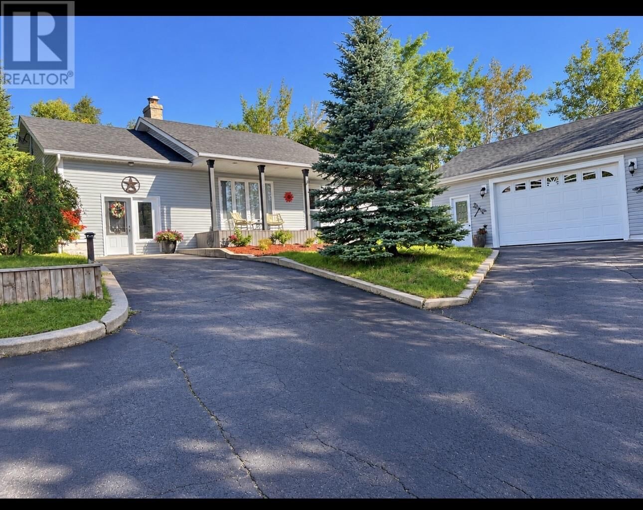 Property Photo:  51 Main Street  NL A0G 2P0 