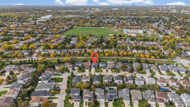 Photo de la propriété: 43 Everden Road MB R2N 3Y1