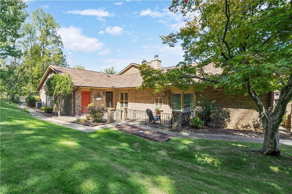 Property Photo: 4200 Bridgecrest Drive AL 36870