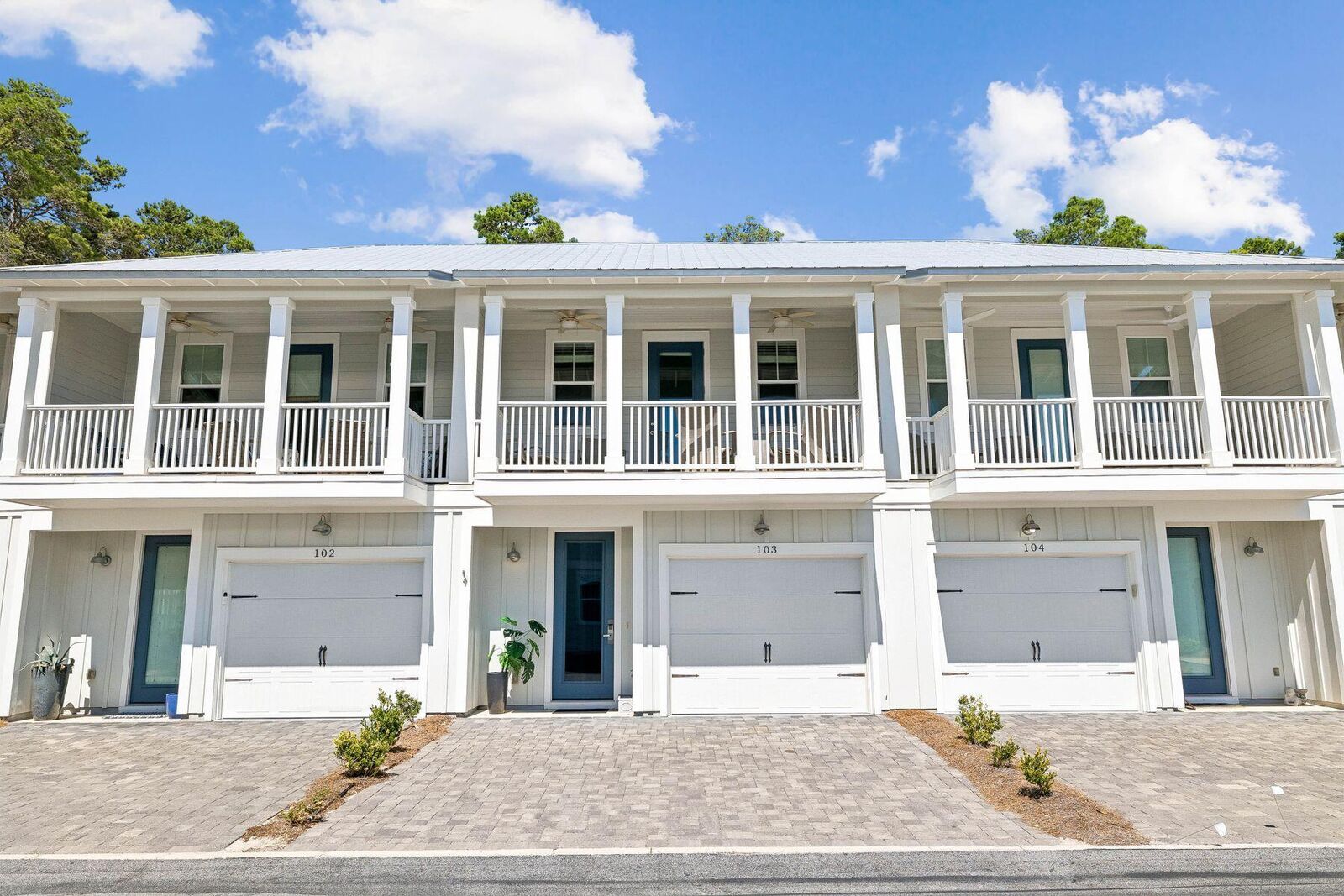 Property Photo:  4923 E County Highway 30A D103  FL 32459 