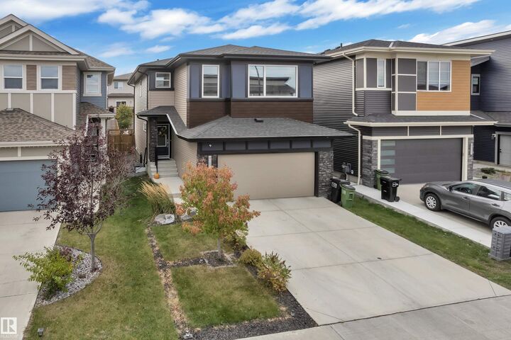 Property Photo:  4107 5 Avenue SW  AB T6X 2L7 