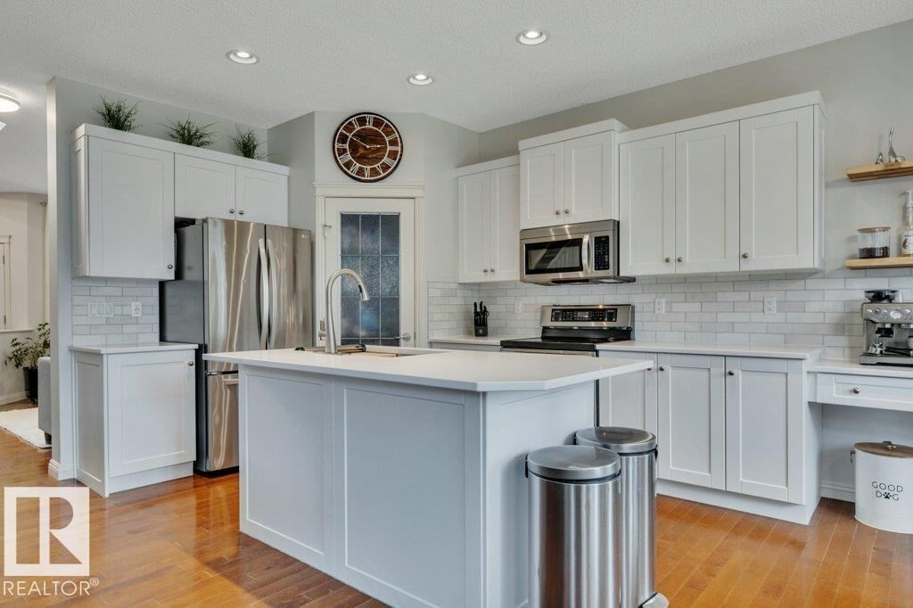 Property Photo:  313 Southwick Boulevard  AB T9E 0E8 