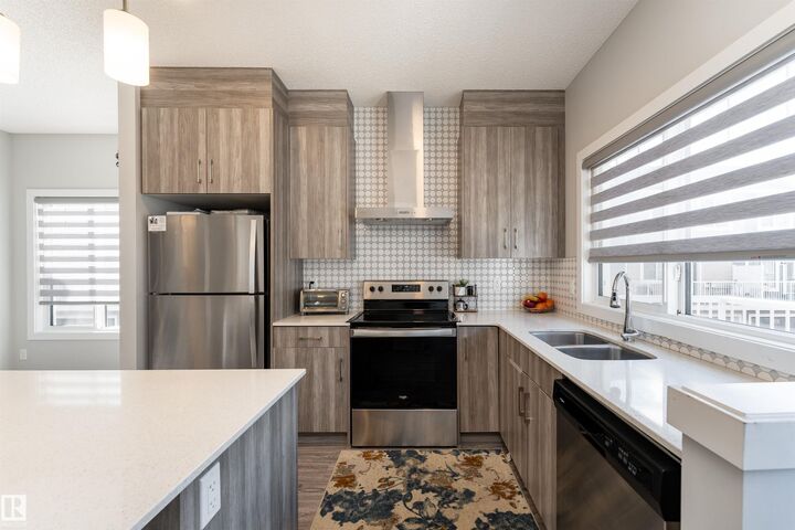 Property Photo:  2215 24 Street NW 41  AB T6T 1A6 