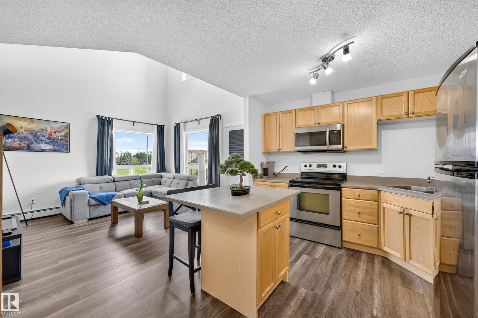 Property Photo:  320 Clareview Station Drive NW 2420  AB T5Y 0E5 