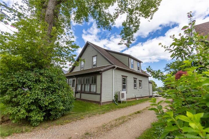Property Photo:  72 Salem Street  NB E4L 4J9 