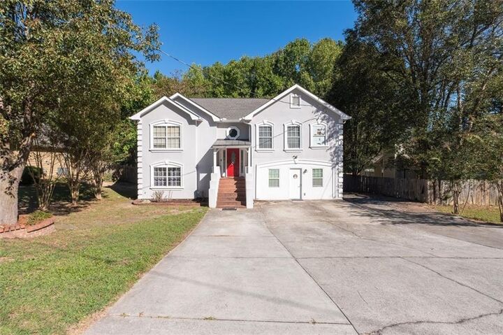 Property Photo: 61 Oxford Brook Way GA 30046