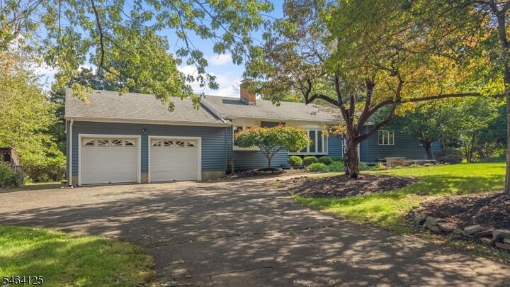 Property Photo:  25 Starview Dr  NJ 08844 