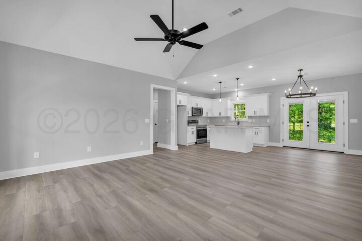 Property Photo:  6 Pontotoc Street  MS 39759 