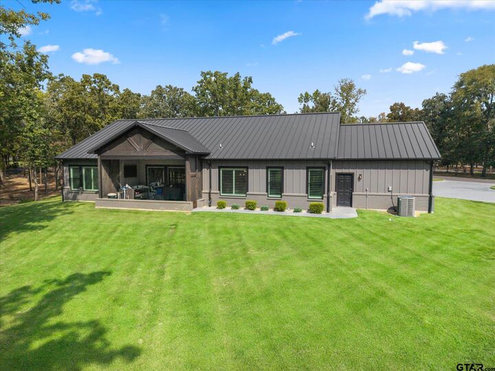 Property Photo:  116 Private Road 5984  TX 75497 