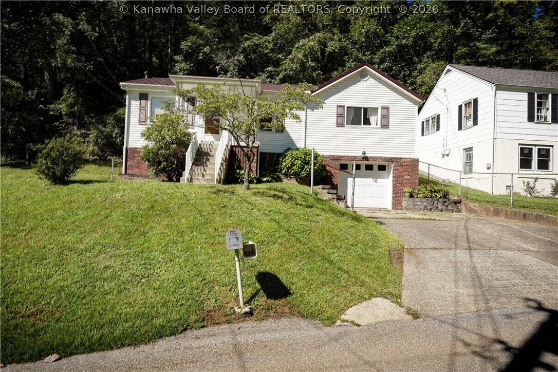 Property Photo:  605 Charmac Drive  WV 25302 