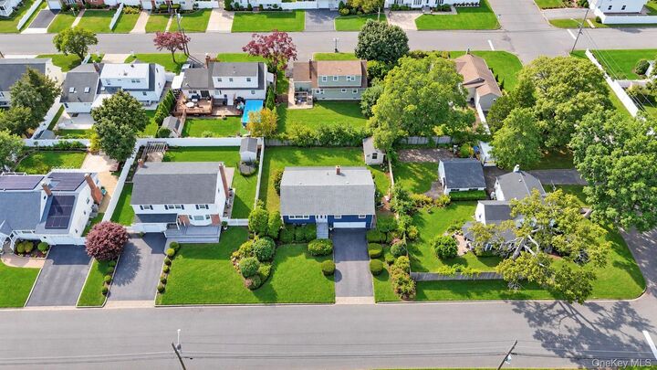 Property Photo: 286 W 13th Street NY 11729