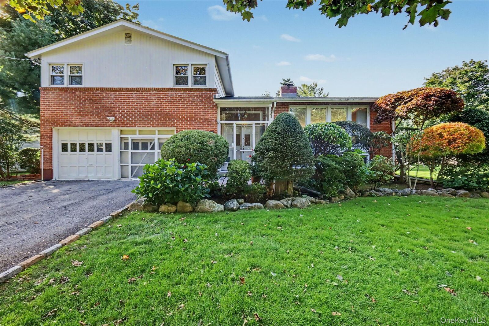 Property Photo:  472 N Ridge Street  NY 10573 