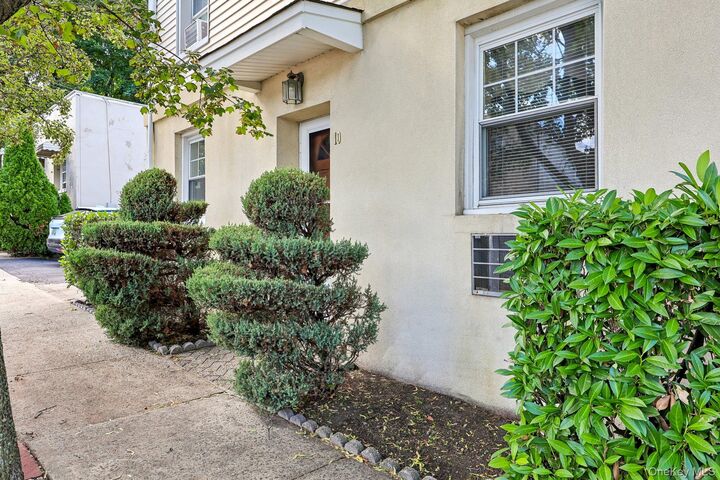 Property Photo:  10 4th Street  NY 10801 