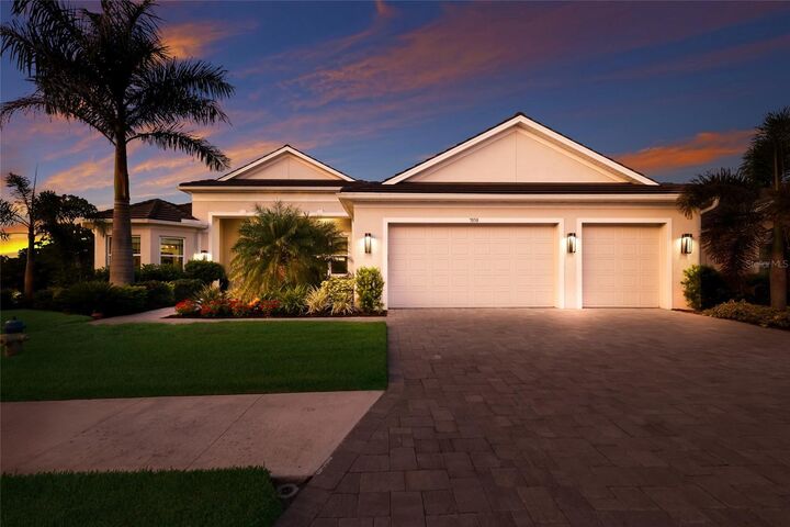 Property Photo: 7050 Tamworth Parkway FL 34241