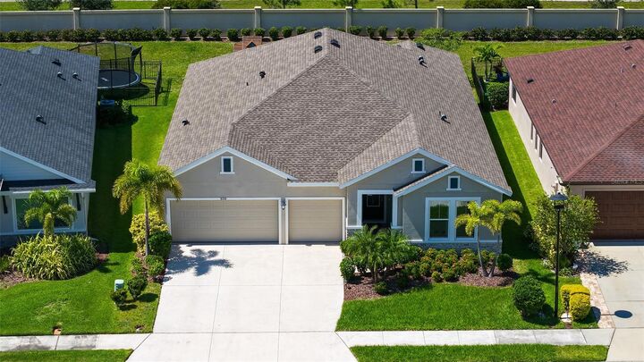 Property Photo:  8318 Abalone Loop  FL 34219 