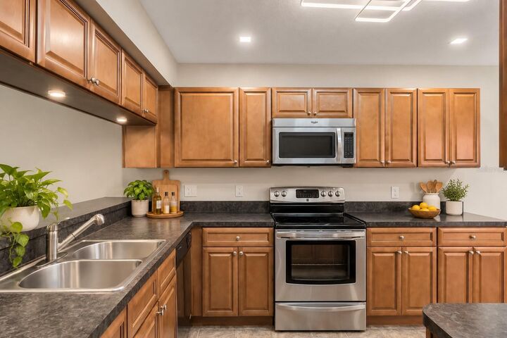 Property Photo:  8235 Ambrose Cove Way  FL 32819 