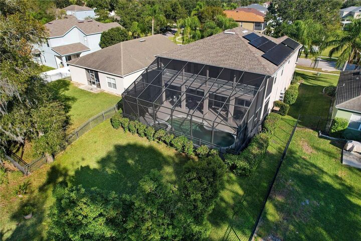 Property Photo: 5536 Ansley Way FL 32757