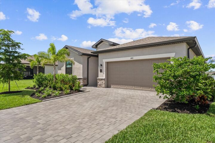 Property Photo: 1481 Saddlewood Circle FL 33953