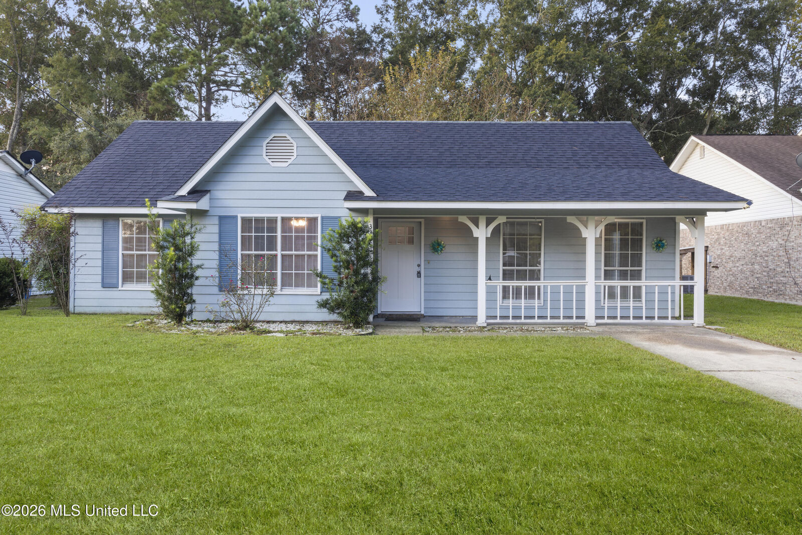Property Photo:  3309 Neptune Drive  MS 39553 