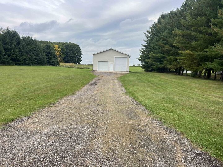 Property Photo:  3068 Riley Road  MI 48624 