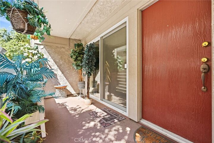Property Photo:  18333 Hatteras Street 56  CA 91356 
