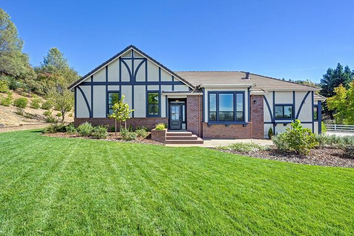 Property Photo: 6310 Butterfield Way CA 95667