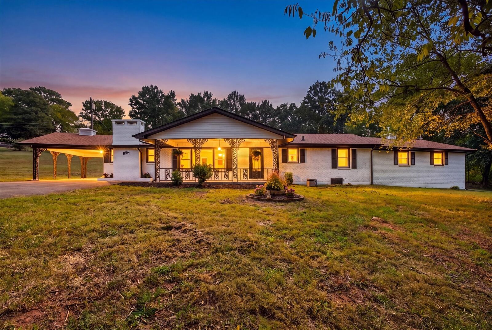 Property Photo:  342 Earl Slate Rd  TN 37043 