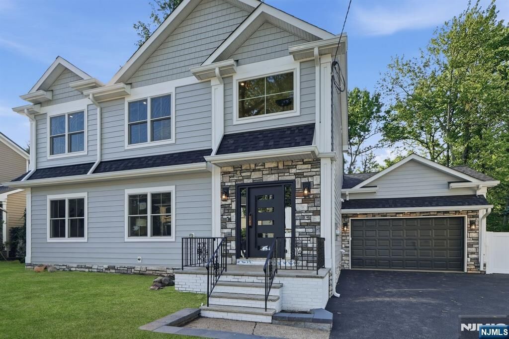 Property Photo:  17 Blake Drive  NJ 07066 