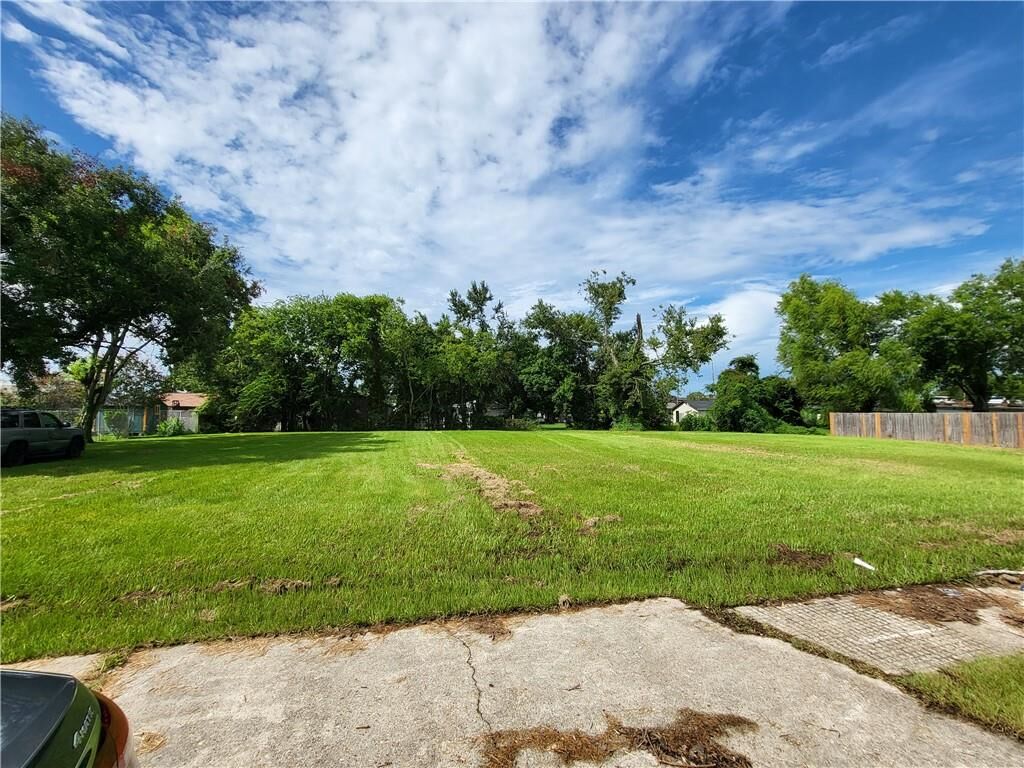 Property Photo: 3023 Sam Lenox Street LA 70121