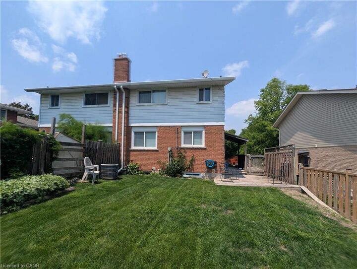 Property Photo:  117 Markwood Drive 2  ON N2M 2H3 