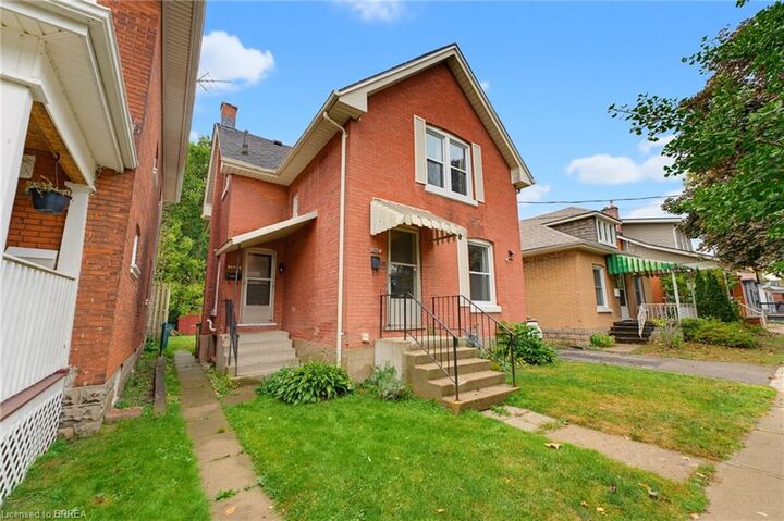 Property Photo:  148 Albion Street  ON N3T 3M9 