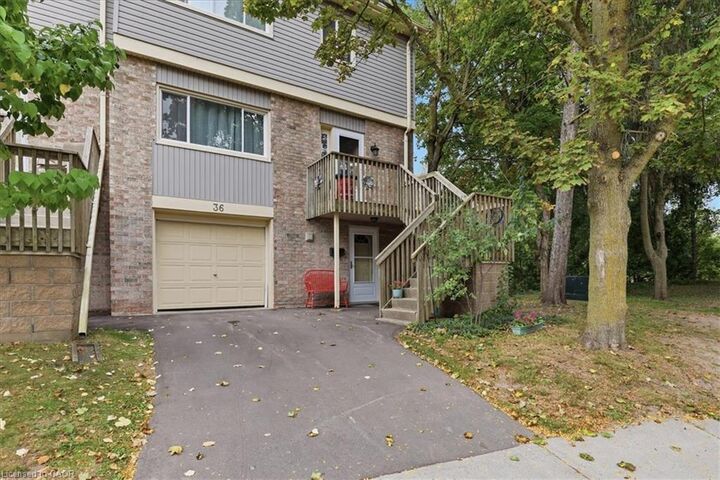 Property Photo:  30 Green Valley Drive 36  ON N2P 1G8 