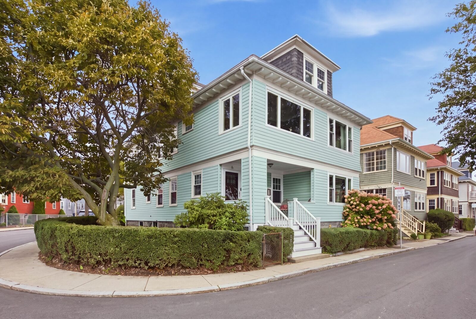 Property Photo:  6-8 Southview St 1  MA 02125 