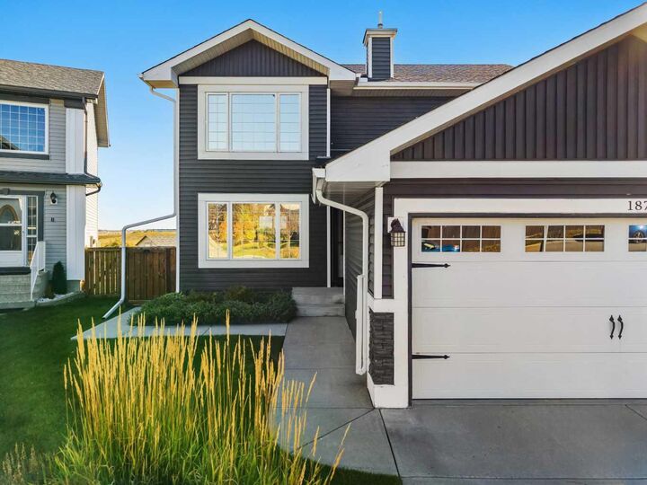Property Photo:  187 Covington Close NE  AB T3K 4L9 