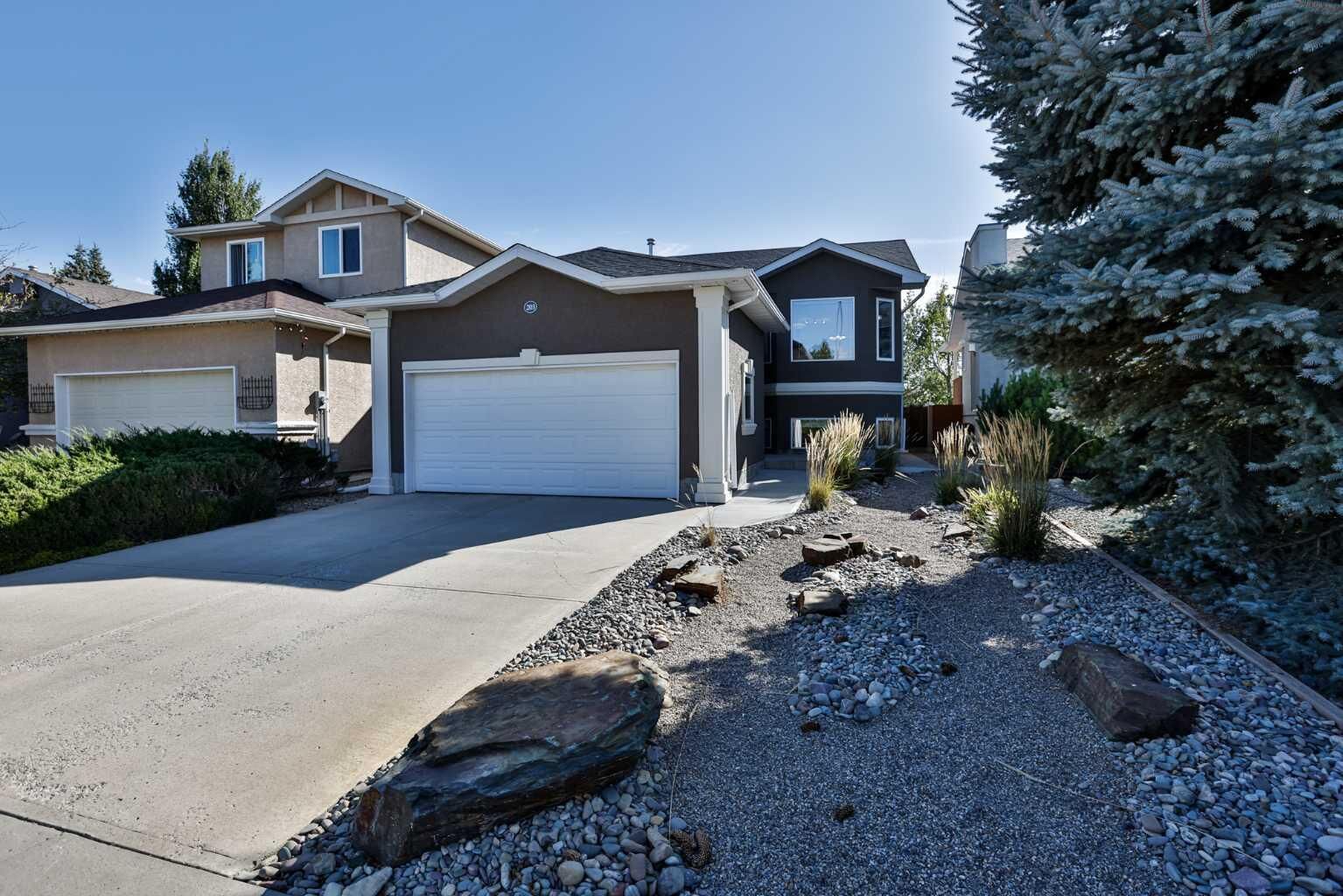 Property Photo:  203 Blackfoot Circle W  AB T1K 7T2 